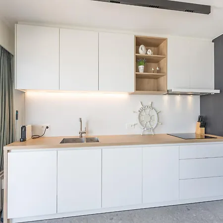 Seaview With Terrace, Cleaning Included *