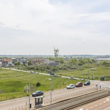 Seaview With Terrace, Cleaning Included * Middelkerke